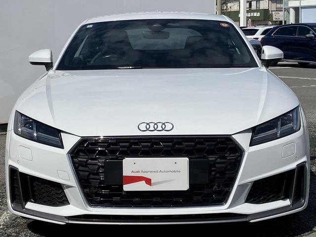 ＴＴクーペ ４０ＴＦＳＩ　Ｓラインパッケージ　コンフォートＰＫＧ　クルーズコントロール　可変式リア　ドライブセレクト　スマホ連携　Ｂｌｕｅｔｏｏｔｈ　サイドアシスト　シートヒーター　ホールドアシスト　バーチャルコックピット　１オーナー（17枚目）