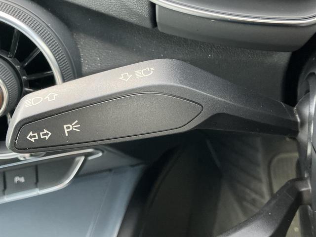 ＴＴクーペ ４０ＴＦＳＩ　Ｓラインパッケージ　コンフォートＰＫＧ　クルーズコントロール　可変式リア　ドライブセレクト　スマホ連携　Ｂｌｕｅｔｏｏｔｈ　サイドアシスト　シートヒーター　ホールドアシスト　バーチャルコックピット　１オーナー（29枚目）