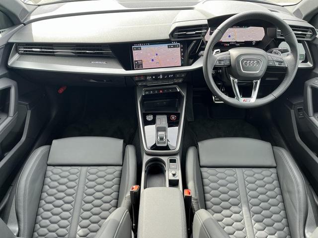 RS3 ベースグレード RSスポーツエキゾースト RSダンピングコントロールサス オプション19インチAW ファインナッパレザーダイヤモンドステッチ マトリクスLED レッドキャリパー(2枚目)