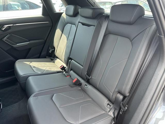 Q3 35TFSI Sライン コンビニエンスアシスタンスPKG プラスPKG パーシャルレザー OP19インチAW スマホ連携 ACC レーンアシスト サイドアシスト ドライブセレクト 全周囲カメラ ワイヤレスチャージ 1オーナー(16枚目)