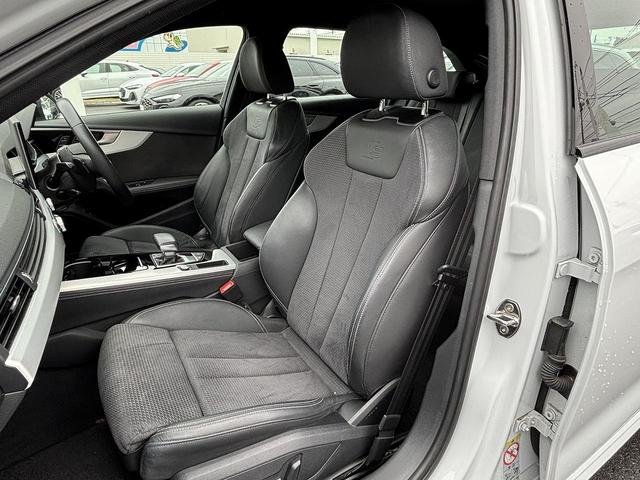 Ａ４アバント ブラックスタイルプラス　２５０台限定　専用１９インチＡＷ　コンフォートＰＫＧ　ＳラインプラスＰＫＧ　インテリアＰＫＧ　マトリクスＬＥＤ　アンビエントライト　全周囲カメラ　ＡＣＣ　レーンアシスト　パークアシスト　サイドアシスト（14枚目）