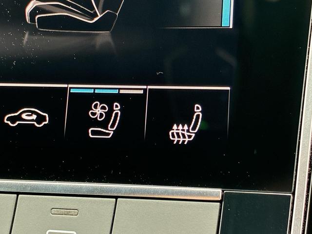 Ｑ８ ５５ＴＦＳＩクワトロ　Ｓライン　ブラックスタイリングＰＫＧ　Ｂａｎｇ＆Ｏｌｕｆｓｅｎ　コンフォートアシスタンスＰＫＧ　マトリクスＬＥＤ　シートベンチレーション　２２インチＡＷ　オールホイールステアリング　ステアリングヒーター（10枚目）