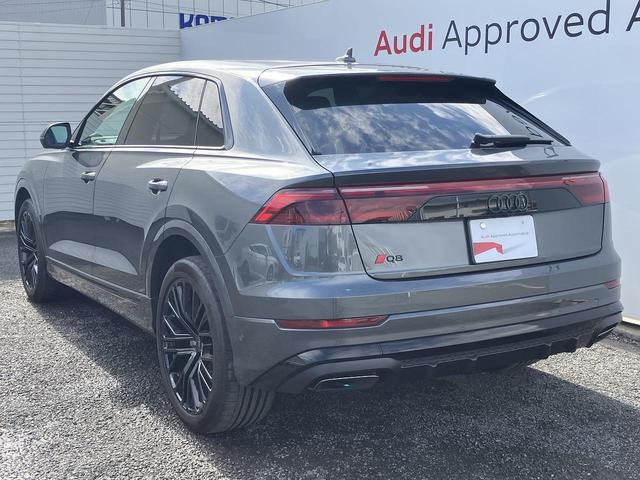 Ｑ８ ５５ＴＦＳＩクワトロ　Ｓライン　ブラックスタイリングＰＫＧ　Ｂａｎｇ＆Ｏｌｕｆｓｅｎ　コンフォートアシスタンスＰＫＧ　マトリクスＬＥＤ　シートベンチレーション　２２インチＡＷ　オールホイールステアリング　ステアリングヒーター（20枚目）