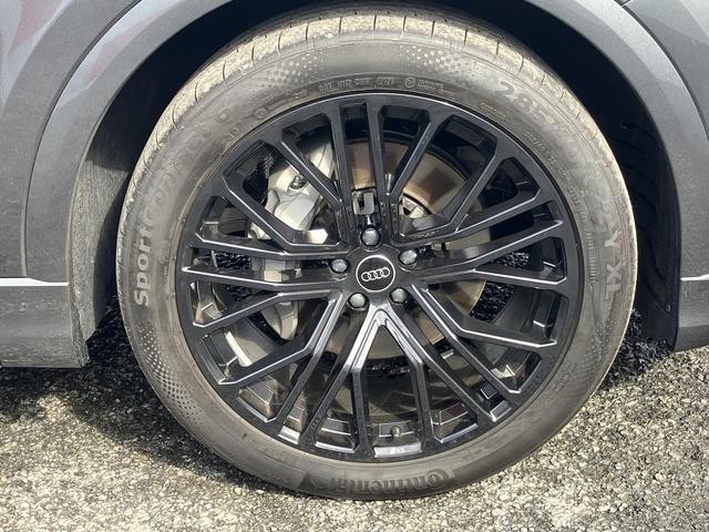 Ｑ８ ５５ＴＦＳＩクワトロ　Ｓライン　ブラックスタイリングＰＫＧ　Ｂａｎｇ＆Ｏｌｕｆｓｅｎ　コンフォートアシスタンスＰＫＧ　マトリクスＬＥＤ　シートベンチレーション　２２インチＡＷ　オールホイールステアリング　ステアリングヒーター（23枚目）