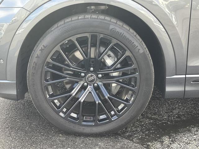 Ｑ８ ５５ＴＦＳＩクワトロ　Ｓライン　ブラックスタイリングＰＫＧ　Ｂａｎｇ＆Ｏｌｕｆｓｅｎ　コンフォートアシスタンスＰＫＧ　マトリクスＬＥＤ　シートベンチレーション　２２インチＡＷ　オールホイールステアリング　ステアリングヒーター（24枚目）