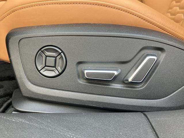 RS6アバント パフォーマンス ベースグレード exclusiveカラー ブラックスタイリングカーボンPKG RSエキゾースト B&O パノラマサンルーフ レッドブレーキキャリパー OP22インチAW シートベンチレーション ブラウンレザー(33枚目)