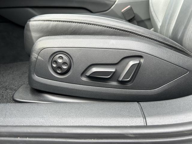 A4 35TDIアドバンスド ラグジュアリーPKG コンフォートPKG ACC レーンアシスト サイドアシスト スマホ連携 シートヒーター 運転席メモリーシート アンビエントライト マトリクスLED 全周囲カメラ パークアシスト(25枚目)