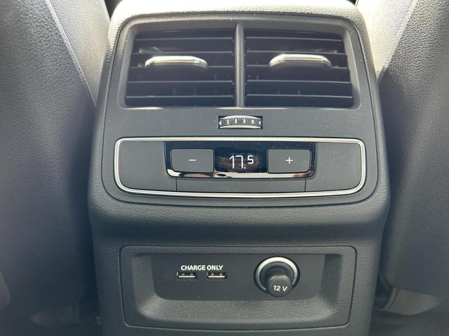 A4 35TDIアドバンスド ラグジュアリーPKG コンフォートPKG ACC レーンアシスト サイドアシスト スマホ連携 シートヒーター 運転席メモリーシート アンビエントライト マトリクスLED 全周囲カメラ パークアシスト(26枚目)