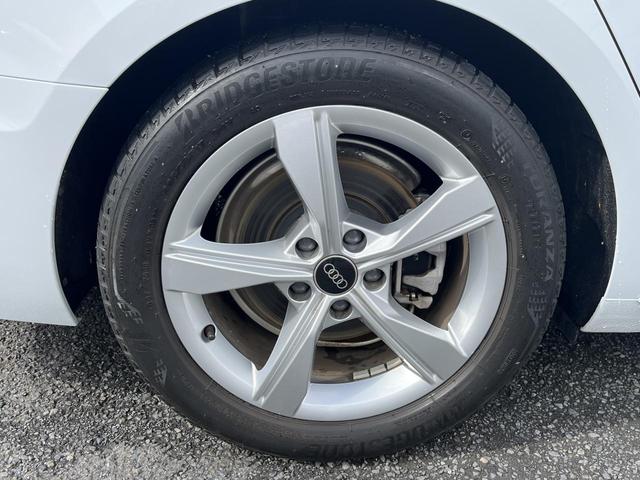 A4 35TDIアドバンスド ラグジュアリーPKG コンフォートPKG ACC レーンアシスト サイドアシスト スマホ連携 シートヒーター 運転席メモリーシート アンビエントライト マトリクスLED 全周囲カメラ パークアシスト(27枚目)