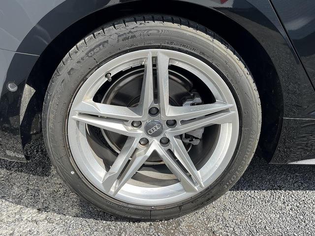 Ａ５スポーツバック ４０ＴＦＳＩスポーツ　ＳラインＰＫＧ　アシスタンスＰＫＧ　マトリクスＬＥＤ　アンビエントライト　バーチャルＣＰ　１８インチＡＷ　ハーフレザー　ＡＣＣ　レーンアシスト　サイドアシスト　全周囲カメラ　パークアシスト（24枚目）