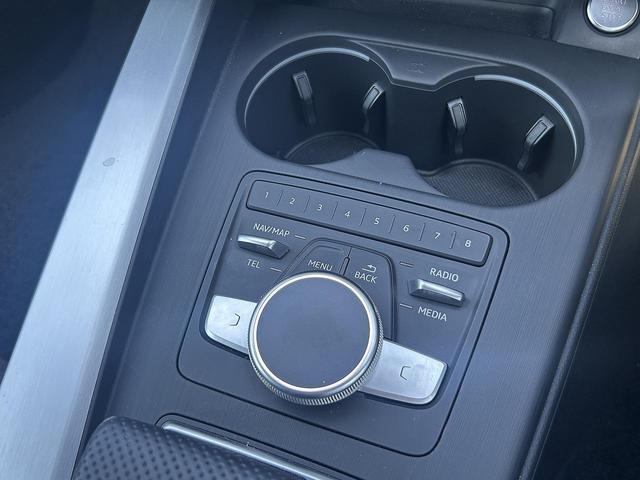 Ａ５スポーツバック ４０ＴＦＳＩスポーツ　ＳラインＰＫＧ　アシスタンスＰＫＧ　マトリクスＬＥＤ　アンビエントライト　バーチャルＣＰ　１８インチＡＷ　ハーフレザー　ＡＣＣ　レーンアシスト　サイドアシスト　全周囲カメラ　パークアシスト（32枚目）