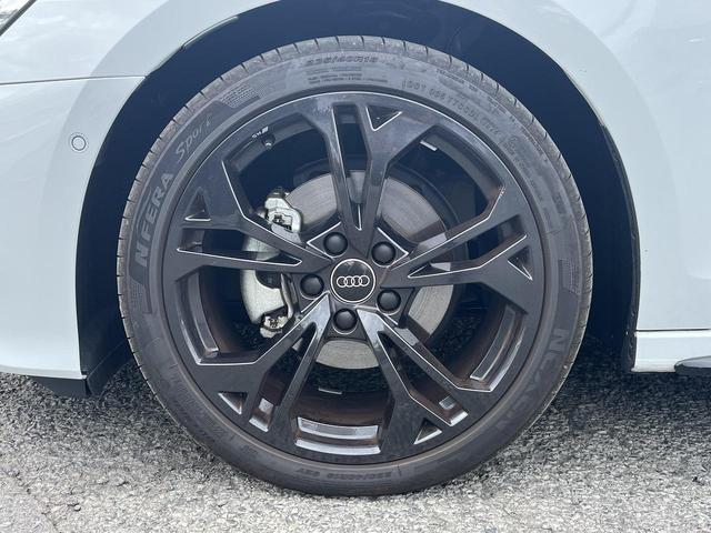 Ａ３セダン Ｓライン　１ｓｔエディション　２００台限定　専用１８インチＡＷ　ＡｕｄｉＳｐｏｒｔレッドステッチ　ＳラインプラスＰＫＧ　ナビケーションＰＫＧ　コンビニエンス＆アシスタンスＰＫＧ　マトリクスＬＥＤヘッドライト　ドアエントリーライト（30枚目）