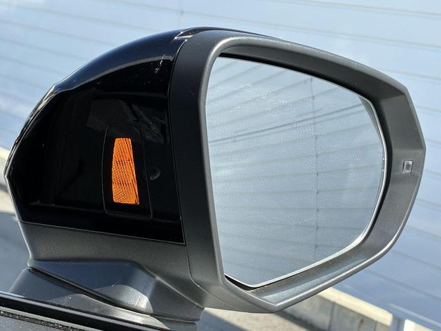 Q3 ハイスタイル 250台限定車 専用レザーシート ブラウンレザー ブラックスタイリングPKG ラグジュアリーPKG コンビニエンス&アシスタンスPKG 19インチAW ACC レーンアシスト サイドアシスト(11枚目)