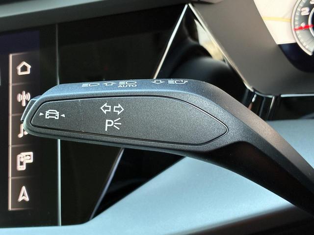 A3 スポーツバック30TFSIアドバンスド コンビニエンス&アシスタントPKGライト ナビゲーションPKG バーチャルコックピット ACC レーンアシスト サイドアシスト バックカメラ パークアシスト スマホ連携 シートヒーター 純正AW17(9枚目)