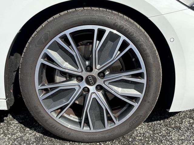 A5 TFSI 110kW Sラインパッケージ テクノロジーPKGプロ パッセンジャーディスプレイ 19インチAW ライティングPKG ACC レーンアシスト サイドアシスト 全周囲カメラ マトリクスLED デジタルシグネチャー(14枚目)