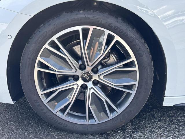 A5 TFSI 110kW Sラインパッケージ テクノロジーPKGプロ パッセンジャーディスプレイ 19インチAW ライティングPKG ACC レーンアシスト サイドアシスト 全周囲カメラ マトリクスLED デジタルシグネチャー(25枚目)