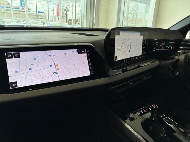 A5 TFSI 110kW Sラインパッケージ テクノロジーPKGプロ パッセンジャーディスプレイ 19インチAW ライティングPKG ACC レーンアシスト サイドアシスト 全周囲カメラ マトリクスLED デジタルシグネチャー(30枚目)