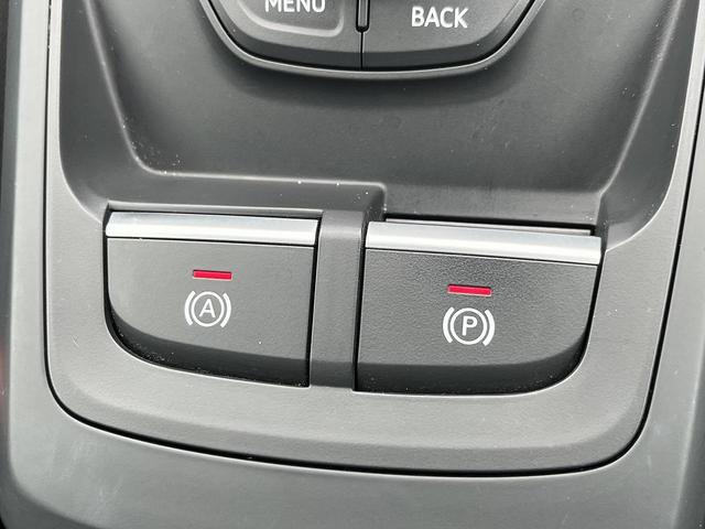 Ｑ２ ハッシュタグ　ブラックスタイリング　３７５台限定車　専用１８インチＡＷ　ブラックスタイリングＰＫＧ　アシスタンスＰＫＧ　ナビゲーションＰＫＧ　バーチャルコックピット　スマホ連携　ＬＥＤヘッドライト　シートヒーター　１オーナー（30枚目）