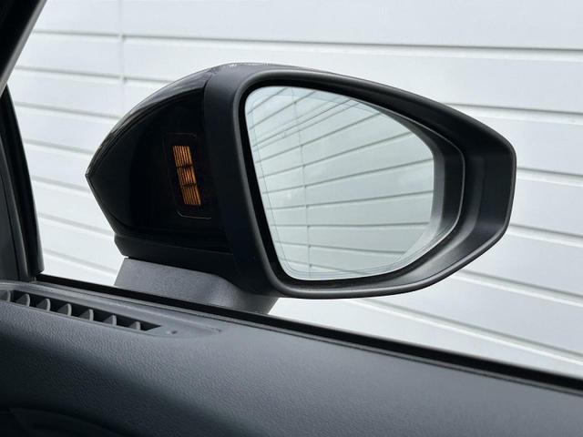 A3セダン Sライン 1stエディション 200台限定 専用18インチAW SラインプラスPKG ナビケーションPKG コンビニエンス&アシスタンスPKG マトリクスLEDヘッドライト ドアエントリーライト AudiSportレッドステッチ(11枚目)