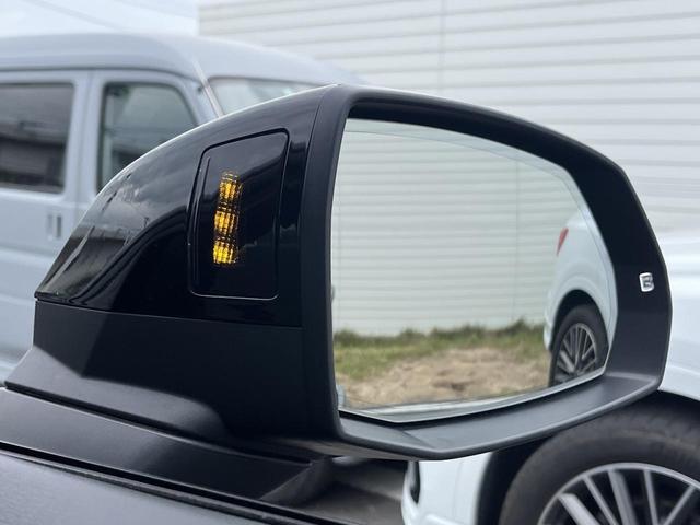 ＳＱ５スポーツバック ベースグレード　パノラマサンルーフ　レザーＰＫＧ　ブラックスタイリングＰＫＧ　コンフォートＰＫＧ　マトリクスＯＬＥＤリアライト　Ｂ＆Ｏ　ＯＰ２１ＡＷ　レッドキャリパー　ＴＶチューナー　ファインナッパレザー（11枚目）