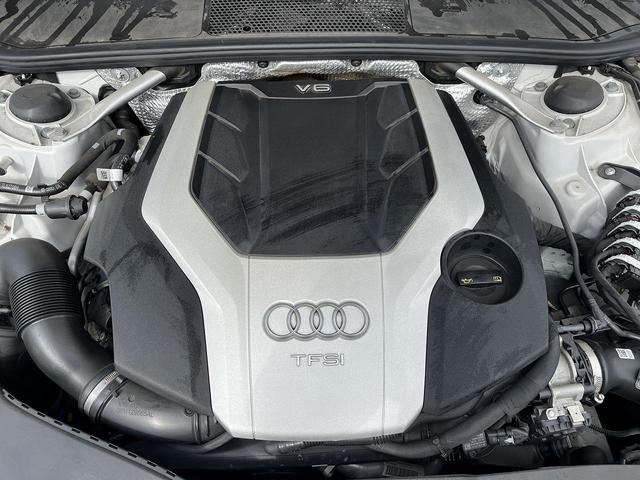 Ａ６アバント ５５ＴＦＳＩクワトロ　Ｓライン　アシスタンスＰＫＧ　全席シートヒーター　ＡＣＣ　レーンアシスト　サイドアシスト　アンビエントライト　スマホ連携　マトリクスＬＥＤ　ドライブセレクト　全周囲カメラ　バルコナレザー（17枚目）