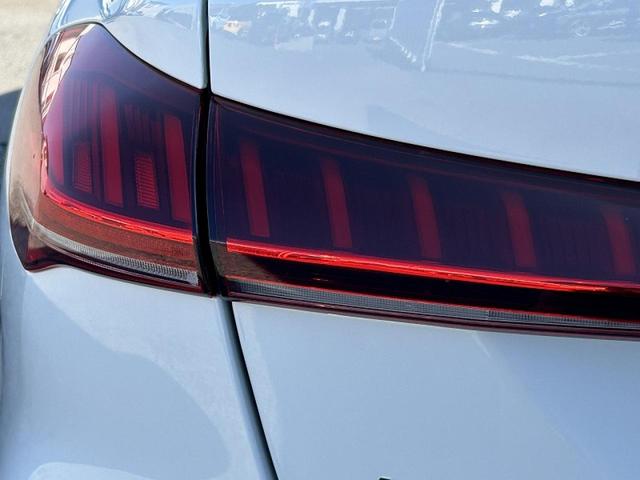 A5 TFSI 110kW Sラインパッケージ テクノロジーPKGプロ パッセンジャーディスプレイ オプション19インチAW ライティングPKG ACC レーンアシスト サイドアシスト 全周囲カメラ マトリクスLED デジタルシグネチャー(22枚目)