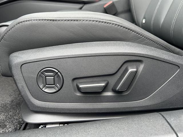 A5 TFSI 110kW Sラインパッケージ テクノロジーPKGプロ パッセンジャーディスプレイ オプション19インチAW ライティングPKG ACC レーンアシスト サイドアシスト 全周囲カメラ マトリクスLED デジタルシグネチャー(36枚目)