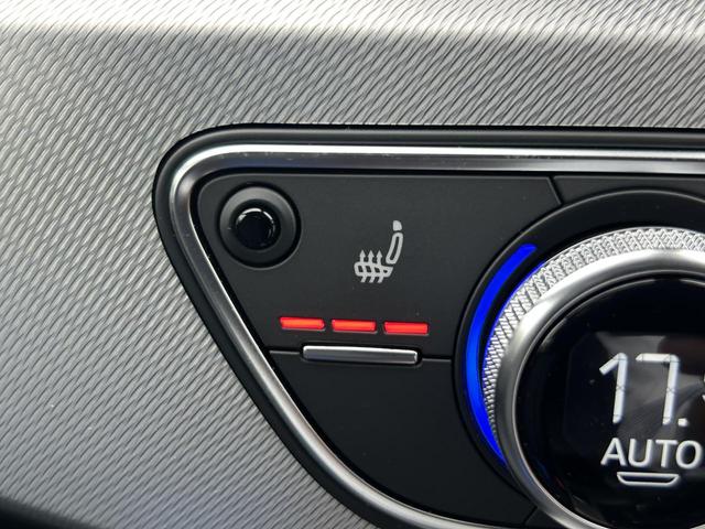 Ａ４オールロードクワトロ ベースグレード　Ｂ＆Ｏ　ＯＰ１９インチＡＷ　ラグジュアリーＰＫＧ　黒革　マトリクスＬＥＤ　コントラストバンパー　ワイヤレスチャージ　全周囲カメラ　スマホ連携　全席シートヒーター　ＡＣＣ　レーンキープ　１オーナー車（30枚目）