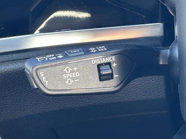 Ｑ３スポーツバック ダイナミックエディション　ブラックスタイリング　プラスＰＫＧ　ＲＳダンピングコントロールサス　黒革シート　スマホ連携　ワイヤレスチャージ　ＡＣＣ　サイドアシスト　レーンアシスト　１オーナー車　コンビニエンス＆アシスタンスＰＫＧ（8枚目）