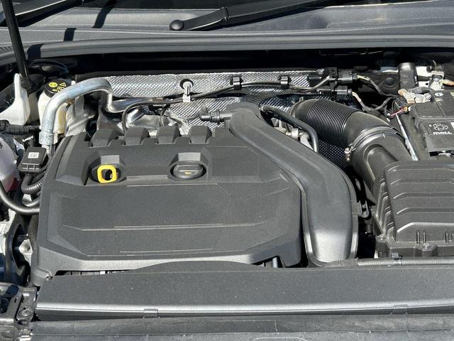 Ｑ３スポーツバック ダイナミックエディション　ブラックスタイリング　プラスＰＫＧ　ＲＳダンピングコントロールサス　黒革シート　スマホ連携　ワイヤレスチャージ　ＡＣＣ　サイドアシスト　レーンアシスト　１オーナー車　コンビニエンス＆アシスタンスＰＫＧ（13枚目）