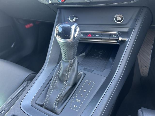 Ｑ３スポーツバック ダイナミックエディション　ブラックスタイリング　プラスＰＫＧ　ＲＳダンピングコントロールサス　黒革シート　スマホ連携　ワイヤレスチャージ　ＡＣＣ　サイドアシスト　レーンアシスト　１オーナー車　コンビニエンス＆アシスタンスＰＫＧ（27枚目）