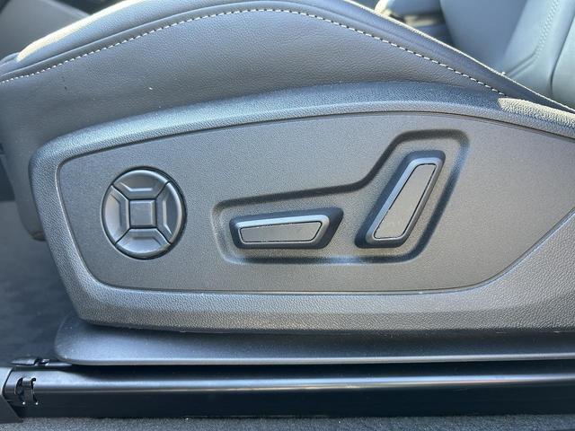 Ｑ３スポーツバック ダイナミックエディション　ブラックスタイリング　プラスＰＫＧ　ＲＳダンピングコントロールサス　黒革シート　スマホ連携　ワイヤレスチャージ　ＡＣＣ　サイドアシスト　レーンアシスト　１オーナー車　コンビニエンス＆アシスタンスＰＫＧ（30枚目）