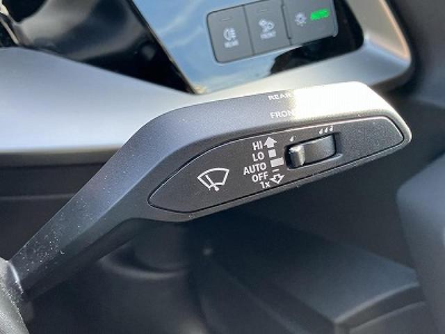 Ａ３ スポーツバック３０ＴＦＳＩアドバンスド　コンビニエンス＆アシスタンスＰＫＧ　ナビゲーションＰＫＧ　スマホ連携　ＡＣＣ　レーンアシスト　前席シートヒーター　ＴＶチューナー　純正１７インチＡＷ　ＥＴＣ　アドバンストキー　１オーナー（30枚目）