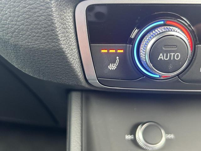 Q3スポーツバック 35TDIクワトロ Sライン ベーシックPKG アシスタンスPKG プラスPKG パーシャルレザー ACC レーンアシスト サイドアシスト アンビエントライト 全周囲カメラ ドライブセレクト スマホ連携 ワイヤレスチャージ(9枚目)