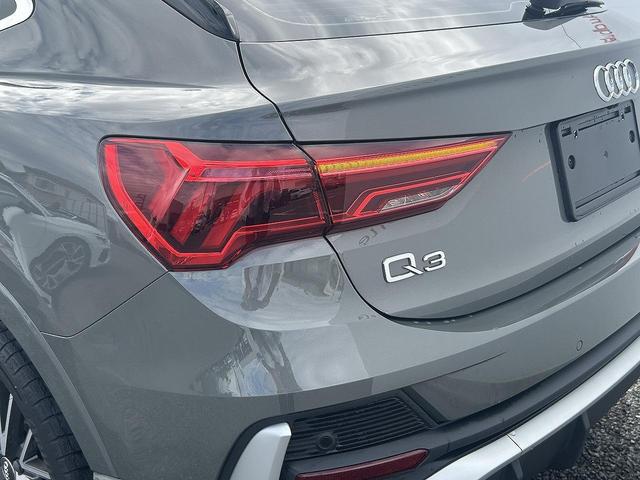 Q3スポーツバック 35TDIクワトロ Sライン ベーシックPKG アシスタンスPKG プラスPKG パーシャルレザー ACC レーンアシスト サイドアシスト アンビエントライト 全周囲カメラ ドライブセレクト スマホ連携 ワイヤレスチャージ(25枚目)