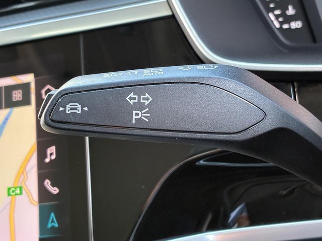 Ｑ３ ３５ＴＦＳＩアドバンスド　コンビニエンス＆アシスタンスＰＫＧ　スマホ連携　ＡＣＣ　レーンキープ　サイドアシスト　ドライブセレクト　全周囲カメラ　シートヒーター　純正１８インチＡＷ　アドバンストキー　ＬＥＤライト　バーチャルＣＰ（8枚目）