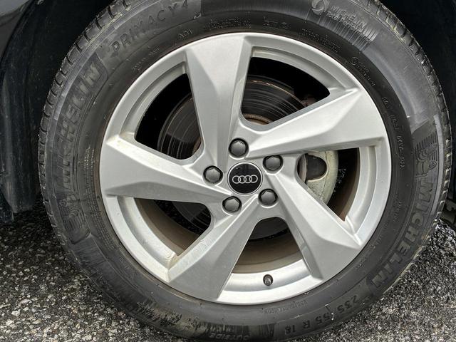 Ｑ３ ３５ＴＦＳＩアドバンスド　コンビニエンス＆アシスタンスＰＫＧ　スマホ連携　ＡＣＣ　レーンキープ　サイドアシスト　ドライブセレクト　全周囲カメラ　シートヒーター　純正１８インチＡＷ　アドバンストキー　ＬＥＤライト　バーチャルＣＰ（23枚目）