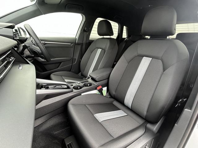 A3 スポーツバック30TFSIアドバンスド コンビニエンスPKG アシスタンスPKG SONOS ACC レーンアシスト サイドアシスト パークアシスト スマホ連携 マトリクスLED シートヒーター Bluetooth ワイヤレスチャージ(14枚目)