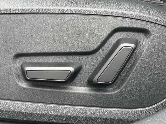 A3 スポーツバック30TFSIアドバンスド コンビニエンスPKG アシスタンスPKG SONOS ACC レーンアシスト サイドアシスト パークアシスト スマホ連携 マトリクスLED シートヒーター Bluetooth ワイヤレスチャージ(32枚目)