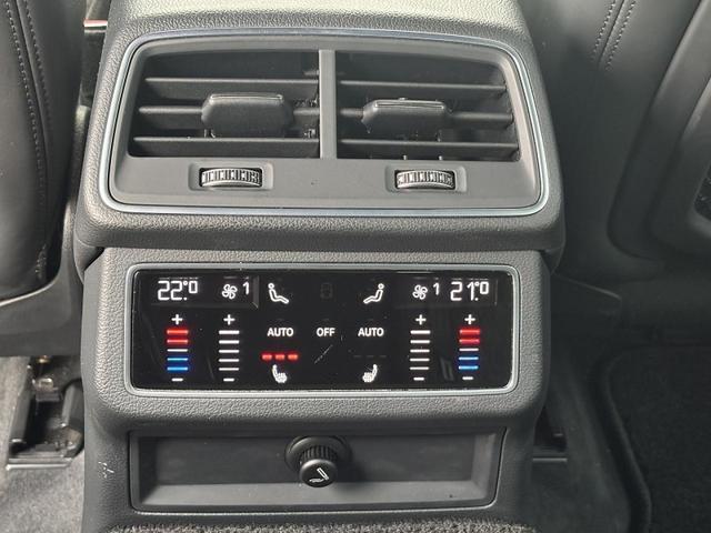 ●全席シートヒーター『冬場には欠かせない装備！３段階の温度調整が可能で快適にご使用頂けます。ぜひご体感下さい。』