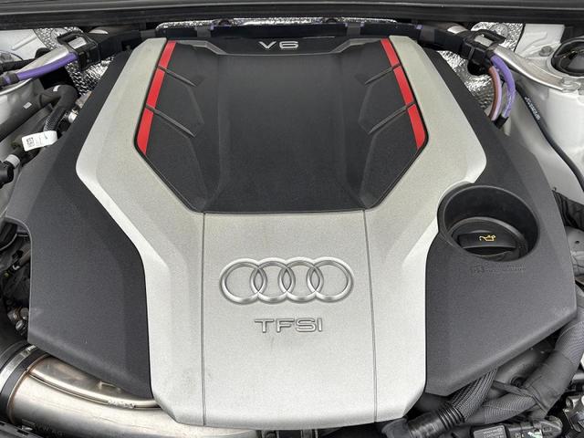 ●２．９ＴＦＳＩエンジン『排気量を小さくし、燃費・環境性能の向上と余裕あるパフォーマンスを両立するＴＦＳＩエンジン。ターボチャージャーとガソリン直噴システムＦＳＩの組み合わせ』