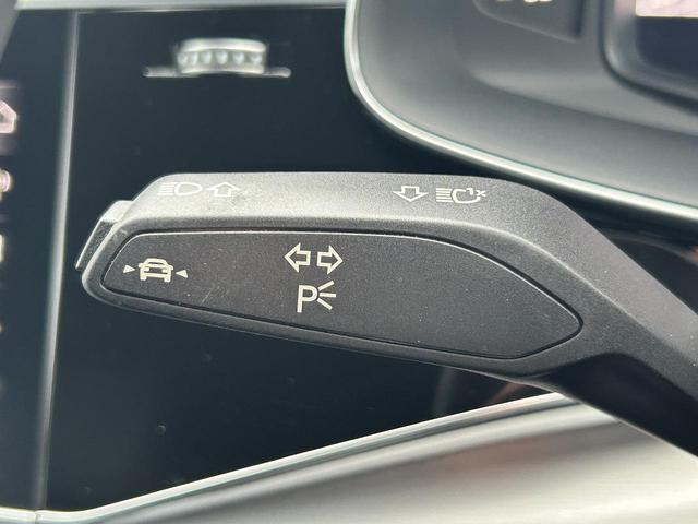 Q8 55TFSIクワトロ デビューパッケージSライン B&O パノラマサンルーフ ワンオーナー コンフォートアシスタンスPKG ACC レーンアシスト ハーフレザー マトリクスLED アルカンターラ バーチャルコックピット オールホイールステアリング(10枚目)