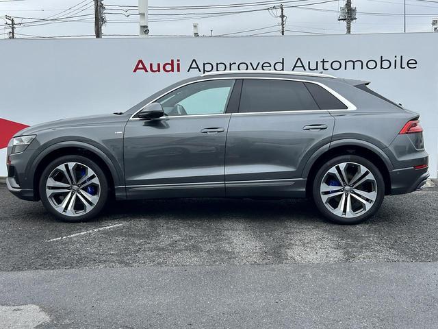 Q8 55TFSIクワトロ デビューパッケージSライン B&O パノラマサンルーフ ワンオーナー コンフォートアシスタンスPKG ACC レーンアシスト ハーフレザー マトリクスLED アルカンターラ バーチャルコックピット オールホイールステアリング(20枚目)