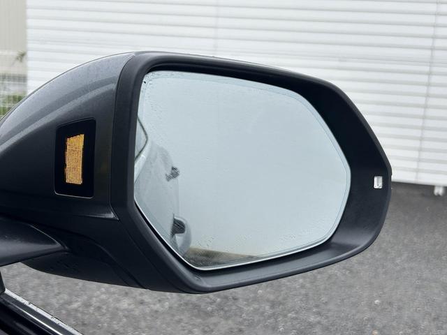 Q8 55TFSIクワトロ デビューパッケージSライン B&O パノラマサンルーフ ワンオーナー コンフォートアシスタンスPKG ACC レーンアシスト ハーフレザー マトリクスLED アルカンターラ バーチャルコックピット オールホイールステアリング(27枚目)