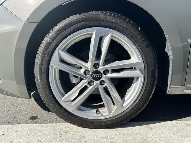 Ａ１スポーツバック ２５ＴＦＳＩ　Ｓライン　コンビニエンスＰＫＧ　ナビゲーションＰＫＧ　アシスタントＰＫＧ　コントラストルーフ　ＡＣＣ　レーンアシスト　サイドアシスト　前席シートヒーター　バックカメラ　バーチャルＣＰ　スマホ連携　１オーナー（24枚目）