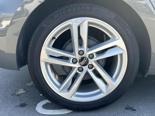 Ａ１スポーツバック ２５ＴＦＳＩ　Ｓライン　コンビニエンスＰＫＧ　ナビゲーションＰＫＧ　アシスタントＰＫＧ　コントラストルーフ　ＡＣＣ　レーンアシスト　サイドアシスト　前席シートヒーター　バックカメラ　バーチャルＣＰ　スマホ連携　１オーナー（25枚目）