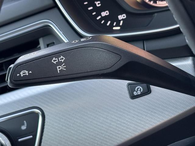 アクティブレーンアシスト『６０ｋｍ／ｈ　以上での走行時にドライバーの不注意によってクルマがレーンをはみ出しそうになると、クルマをレーンに戻す方向にステアリングをアシストします。』