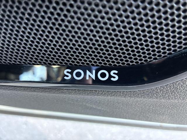 Ｑ３スポーツバック ３５ＴＤＩクワトロ　Ｓライン　ＳＯＮＯＳサウンド　ブラックスタイリングＰＫＧ　ＴＶチューナー　コンビニ＆アシスタンスＰＫＧ　ＡＣＣ　レーンアシスト　サイドアシスト　純正１９インチＡＷ　全周囲カメラ　ドライブセレクト　１オーナー（3枚目）