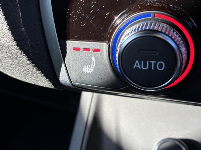 Ｑ３スポーツバック ３５ＴＤＩクワトロ　Ｓライン　ＳＯＮＯＳサウンド　ブラックスタイリングＰＫＧ　ＴＶチューナー　コンビニ＆アシスタンスＰＫＧ　ＡＣＣ　レーンアシスト　サイドアシスト　純正１９インチＡＷ　全周囲カメラ　ドライブセレクト　１オーナー（10枚目）