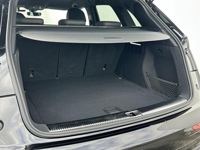 ●ラゲッジスペース『趣味が広がる収納スペース！これだけの広さがあればお買い物やレジャーなどでも多くの荷物を積んでいただけます！』